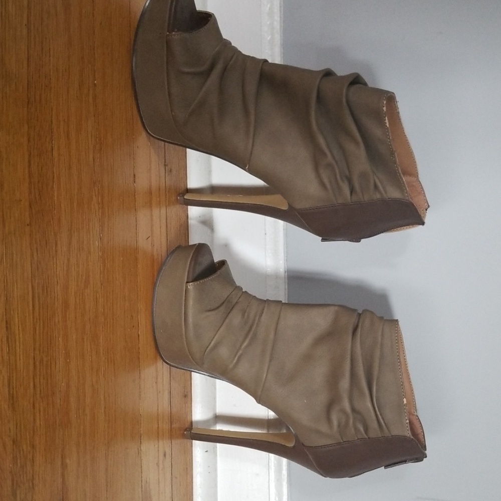 Michael Antonio boots